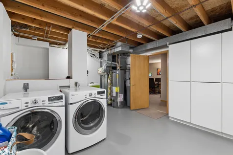 25 Charlestown Square Mason City IA 50401