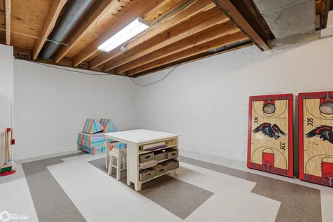 2832 Bock Street Burlington IA 52601