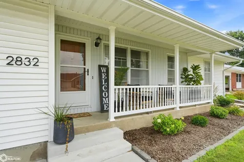 2832 Bock Street Burlington IA 52601
