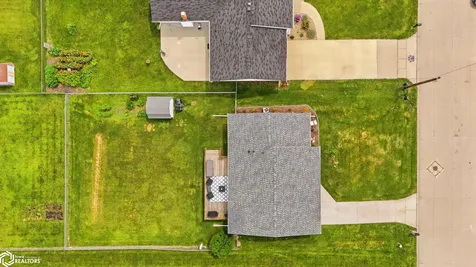 2832 Bock Street Burlington IA 52601