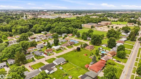 2832 Bock Street Burlington IA 52601
