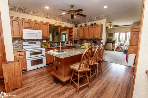2054 350th Avenue Brooklyn IA 52211