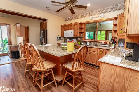 2054 350th Avenue Brooklyn IA 52211