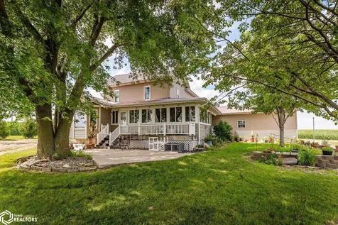2054 350th Avenue Brooklyn IA 52211