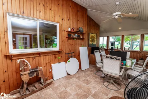 2054 350th Avenue Brooklyn IA 52211