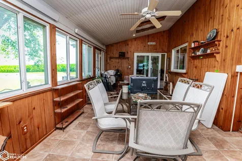 2054 350th Avenue Brooklyn IA 52211