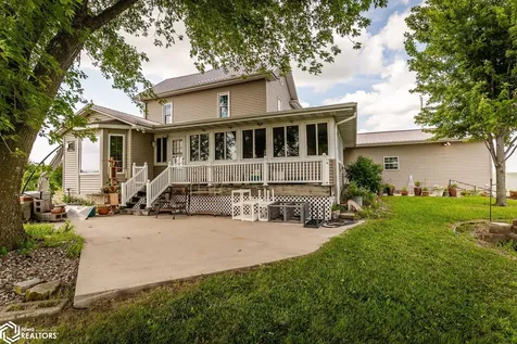 2054 350th Avenue Brooklyn IA 52211