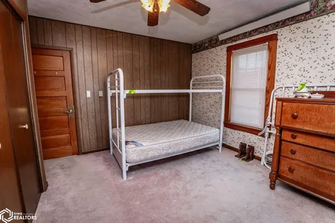 2054 350th Avenue Brooklyn IA 52211