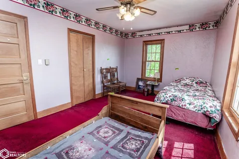 2054 350th Avenue Brooklyn IA 52211