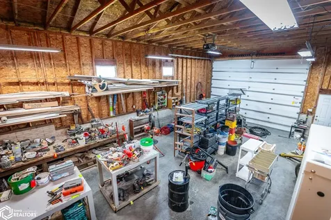 2054 350th Avenue Brooklyn IA 52211