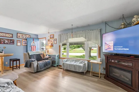 120 N 20th Clear Lake IA 50428