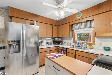 120 N 20th Clear Lake IA 50428