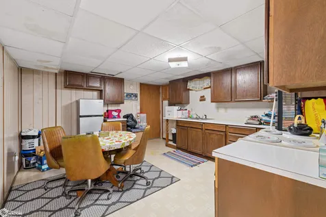 120 N 20th Clear Lake IA 50428