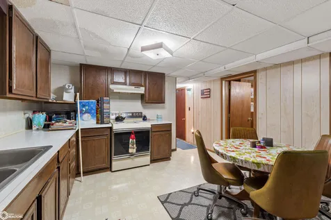 120 N 20th Clear Lake IA 50428