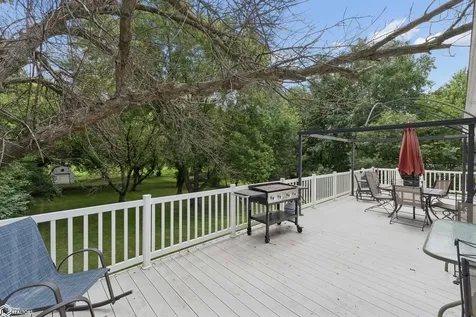 120 N 20th Clear Lake IA 50428