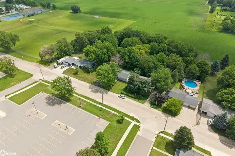 120 N 20th Clear Lake IA 50428