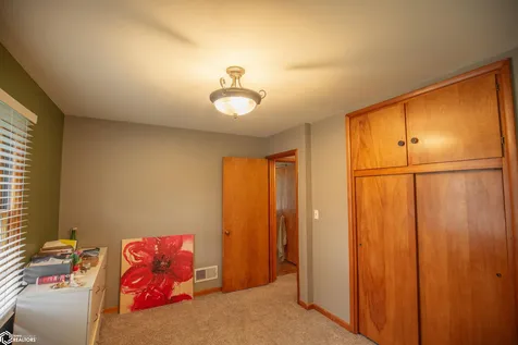 1308 E State Street Algona IA 50511