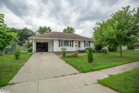 1308 E State Street Algona IA 50511