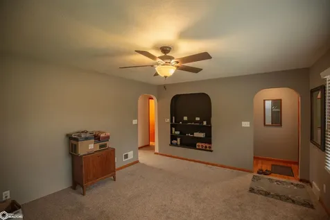 1308 E State Street Algona IA 50511