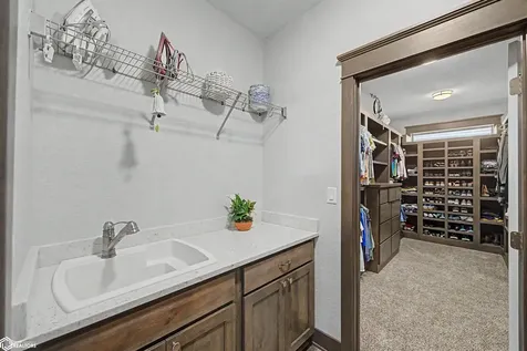 2205 NE Heritage Drive Grimes IA 50111