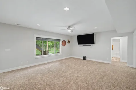 2205 NE Heritage Drive Grimes IA 50111