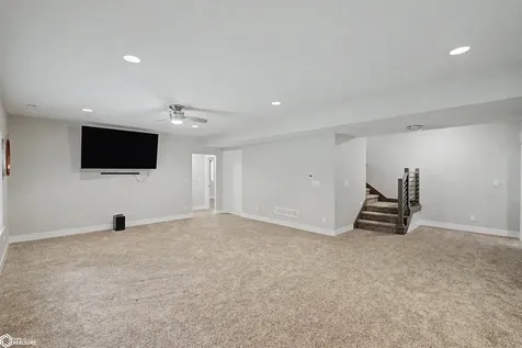 2205 NE Heritage Drive Grimes IA 50111