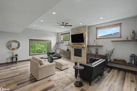 2205 NE Heritage Drive Grimes IA 50111