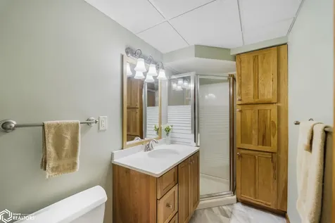 38 Country Circle Mason City IA 50401
