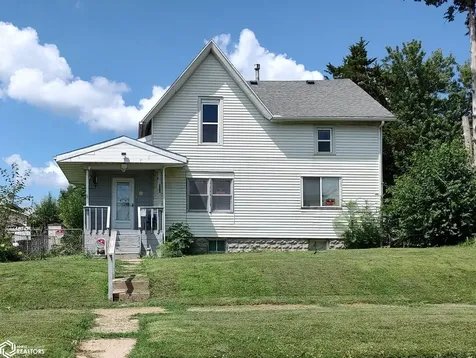 504 E Linn Street Marshalltown IA 50158