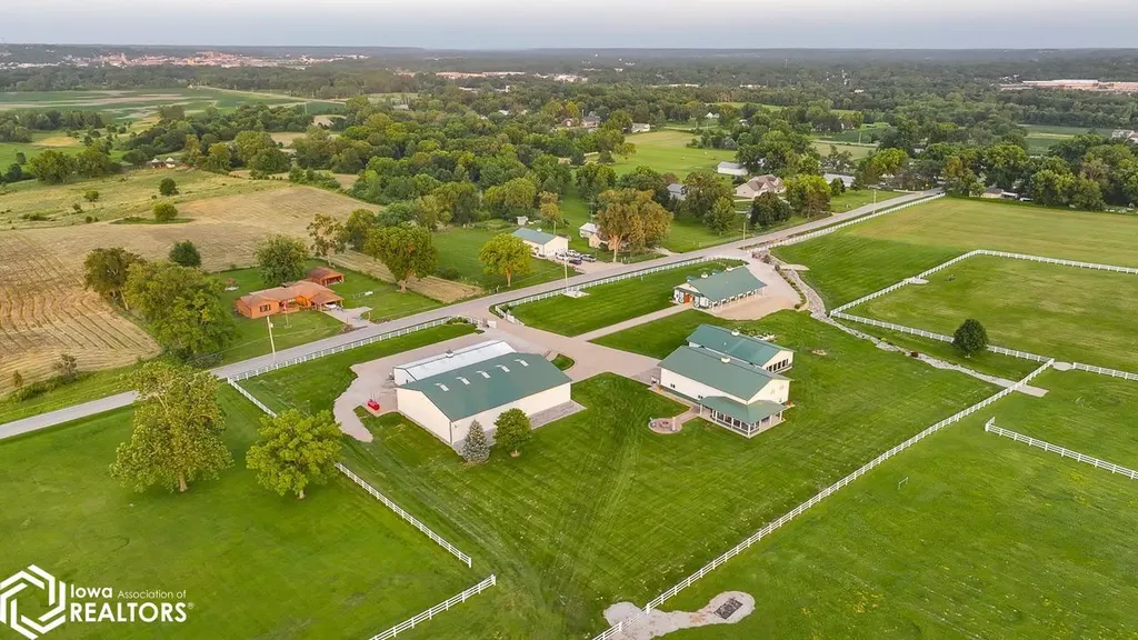 15502 Rock Bluff Road Ottumwa IA 52501