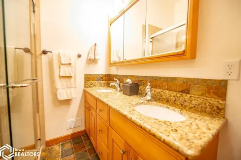 15502 Rock Bluff Road Ottumwa IA 52501