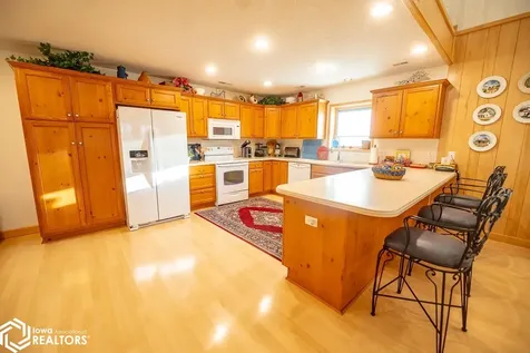 15502 Rock Bluff Road Ottumwa IA 52501