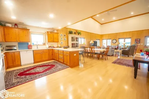 15502 Rock Bluff Road Ottumwa IA 52501