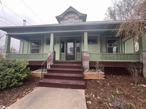 204 N 3rd Street Fairfield IA 52556