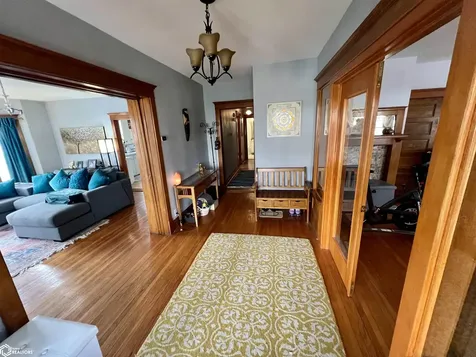 204 N 3rd Street Fairfield IA 52556