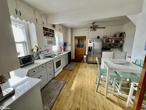 204 N 3rd Street Fairfield IA 52556