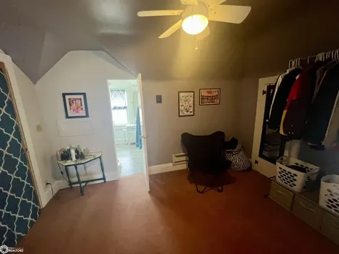 204 N 3rd Street Fairfield IA 52556