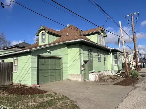 204 N 3rd Street Fairfield IA 52556