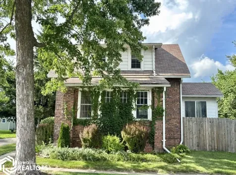 1105 E Broadway Avenue Fairfield IA 52556