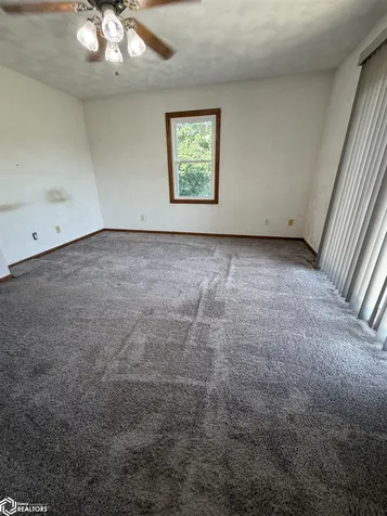2764 295th Street Danville IA 52623