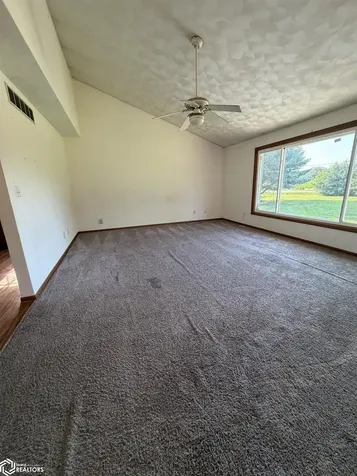 2764 295th Street Danville IA 52623