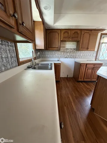 2764 295th Street Danville IA 52623
