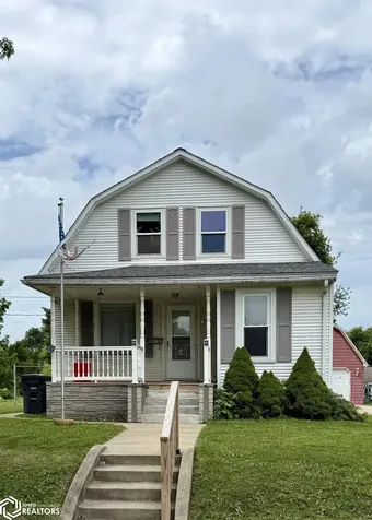 910 16th Street Eldora IA 50627