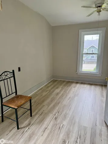 910 16th Street Eldora IA 50627