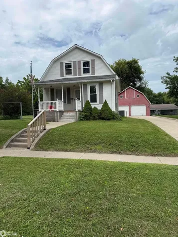910 16th Street Eldora IA 50627