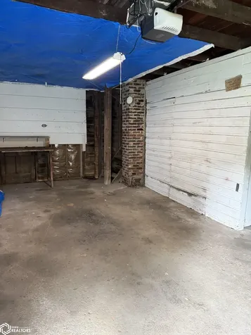 910 16th Street Eldora IA 50627