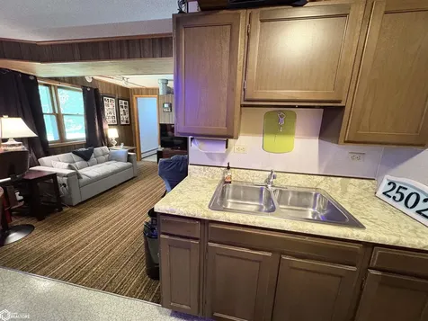 2502 N Jefferson Ottumwa IA 52501