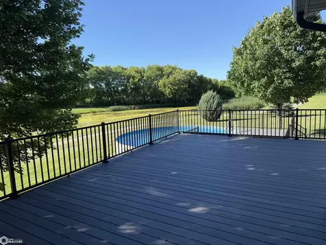 1611 Willow Place Clear Lake IA 50428