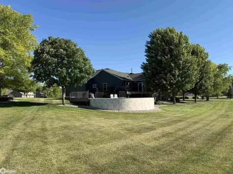 1611 Willow Place Clear Lake IA 50428