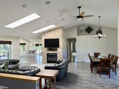 1611 Willow Place Clear Lake IA 50428